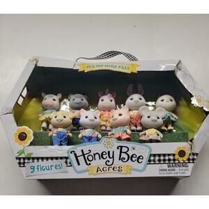 New Honey Bee Acres Playground Pals 9 Figure Set Rainbow Flower Shirts Dresses